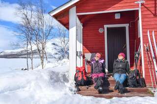 Фото Комплексы для отдыха с коттеджами/бунгало Kilpisjärven Retkeilykeskus Cottages г. Кильписъярви